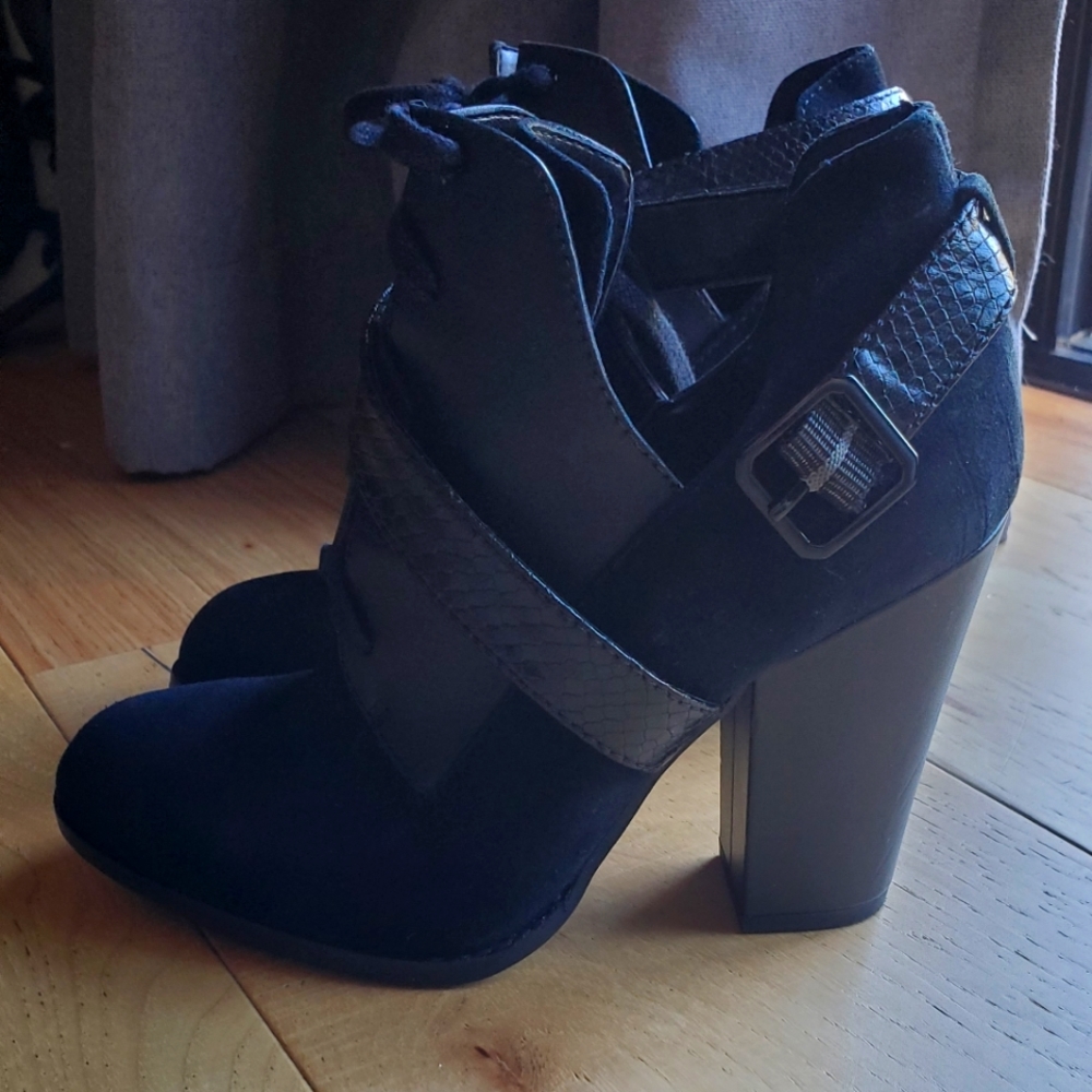 Gianni Binni ankle autumn boots